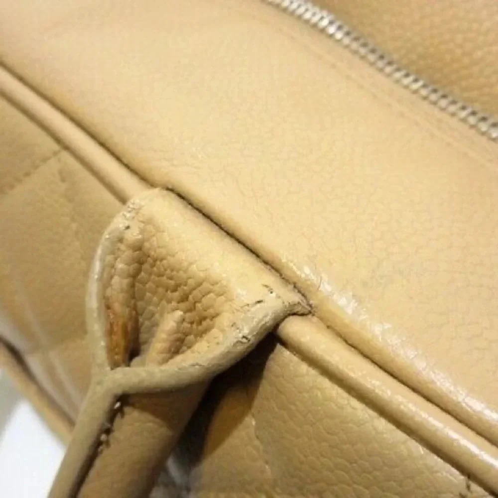 Vintage Chanel Beige Caviar Bowling Bag - Picture 10 of 12